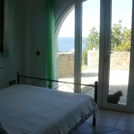 Charly Point Villa Метони Экстерьер фото