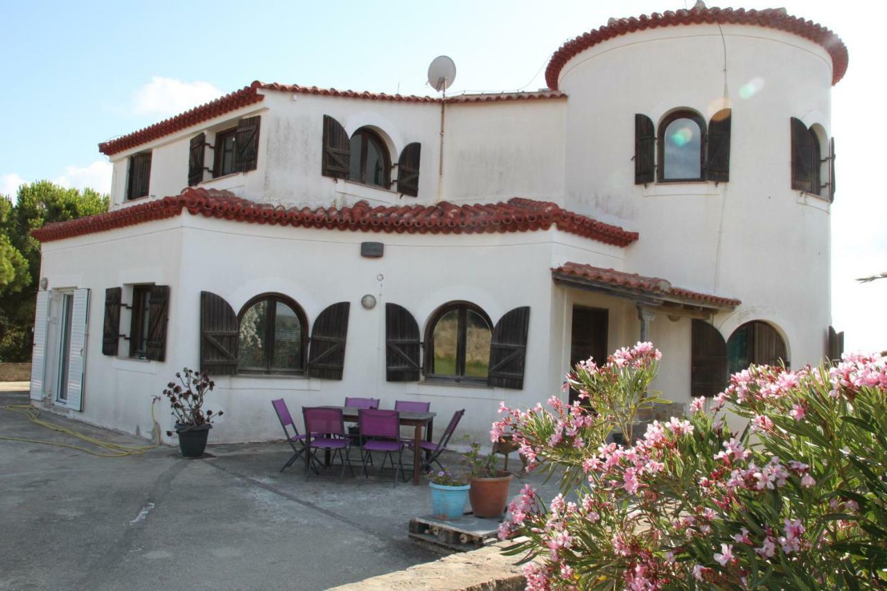 Charly Point Villa Метони Экстерьер фото