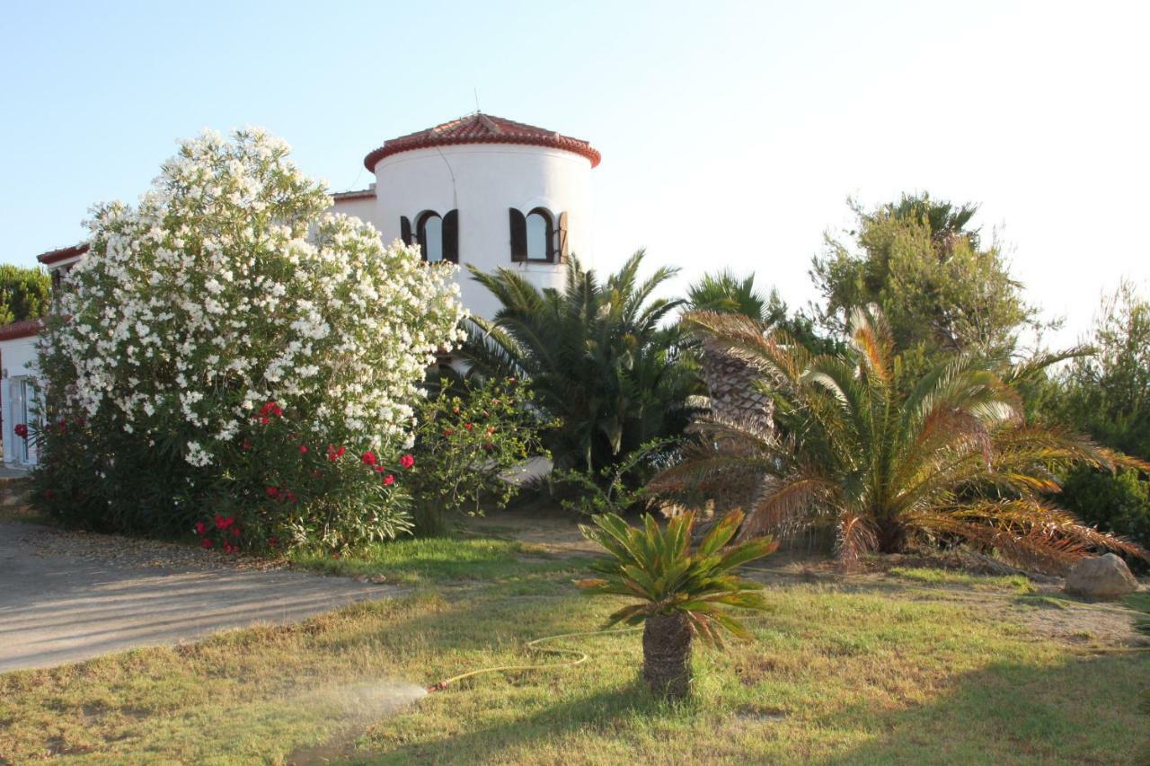 Charly Point Villa Метони Экстерьер фото